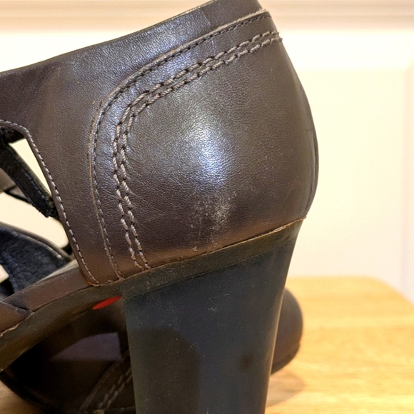 EUC Camper 37/7 Grey and Blue Genuine Leather Two Buckle Heels - Picture 11 of 14